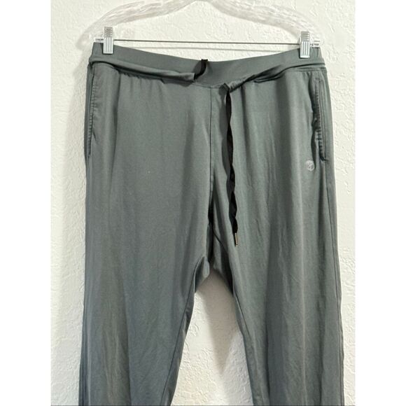 Born Primitive Joggers Women’s Large Green Gray Soft Lightweight  Workout Pants - Picture 3 of 4